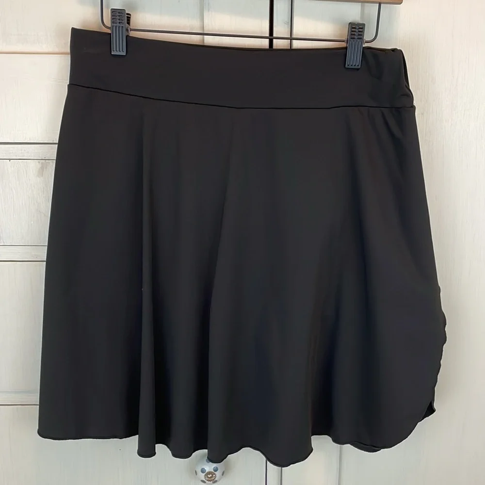 Classic Black Women's swim skort Tankini bottom L